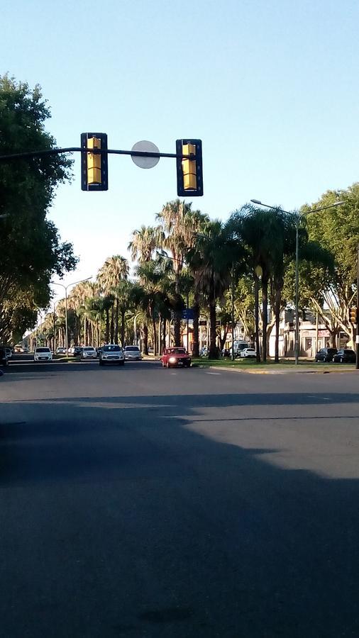 Апартаменты Alojamiento Del Boulevard Росарио Экстерьер фото